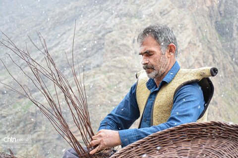 ارغوان بافی، هنر کهن در هورامان