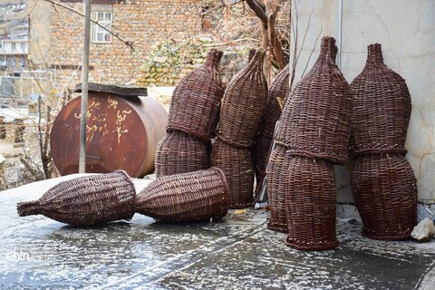 ارغوان بافی، هنر کهن در هورامان
