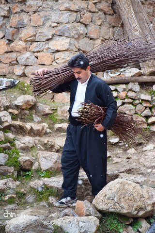 ارغوان بافی، هنر کهن در هورامان