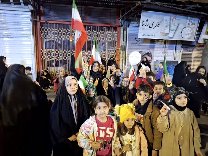 برپایی ایستگاه خاص کودکان در تجمعات شبانه مردم در شهرستان صحنه