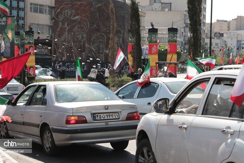 رژه خودرویی خانواده بزرگ میراث فرهنگی،گردشگری و صنایع‌دستی دستی