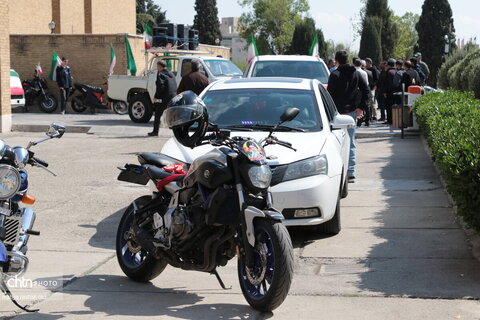 رژه خودرویی خانواده بزرگ میراث فرهنگی،گردشگری و صنایع‌دستی دستی