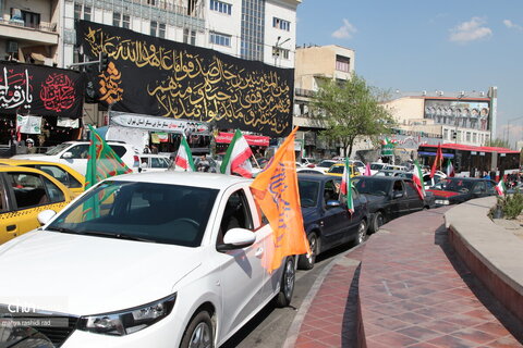 رژه خودرویی خانواده بزرگ میراث فرهنگی،گردشگری و صنایع‌دستی دستی