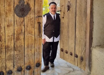 در اقامتگاه‌های بوم‌گردی با رویکردی مسئولانه و مردمی از مهمانان جنگ‌زده میزبانی می‌کنیم