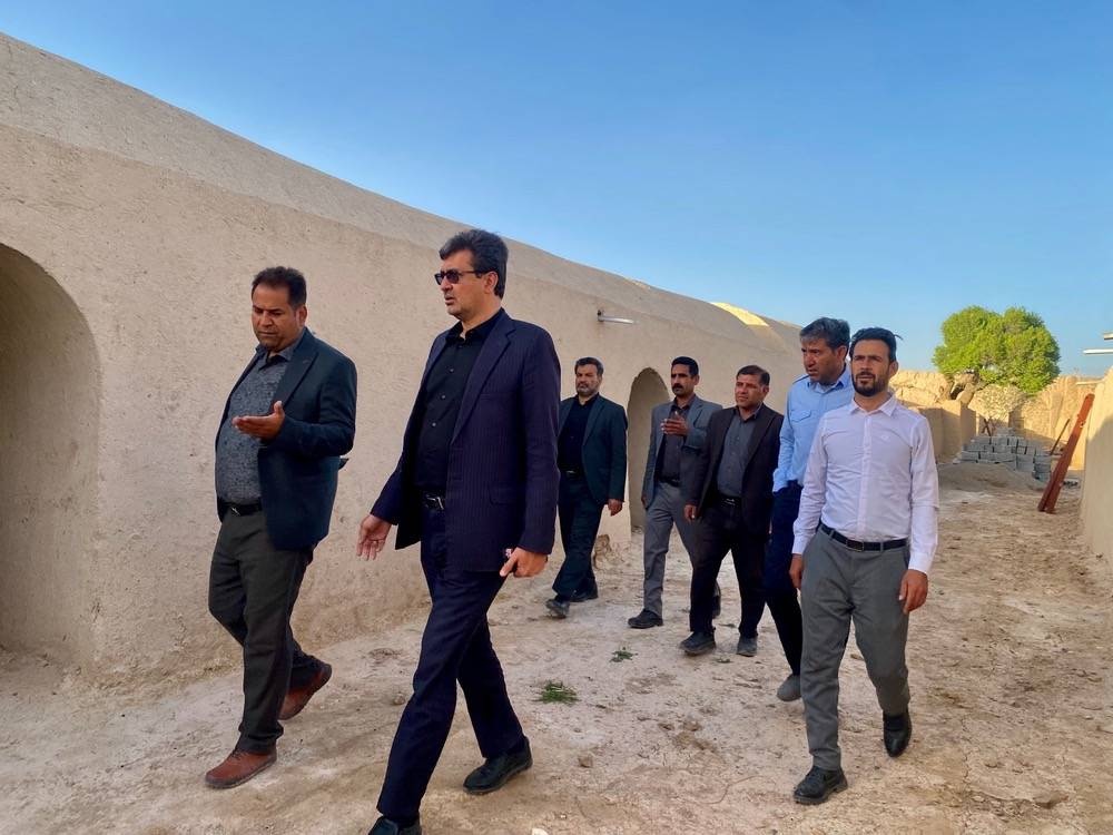 عزم جزم میراث‌فرهنگی برای توسعه زیرساخت‌های گردشگری شهرستان خاتم/ تقویت پروژه‌های مشارکتی و حمایت از مالکان بناهای تاریخی