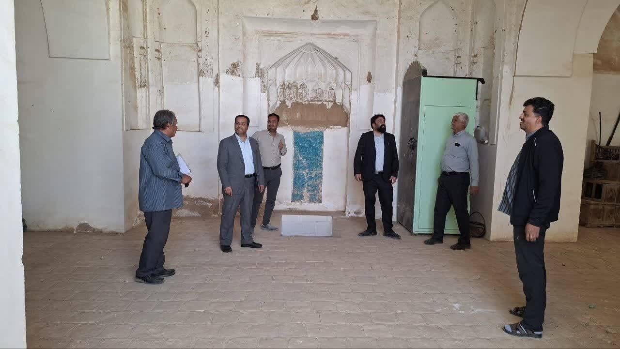 برنامه‌ریزی برای مرمت و سامان‌دهی بافت تاریخی روستای هفتادر