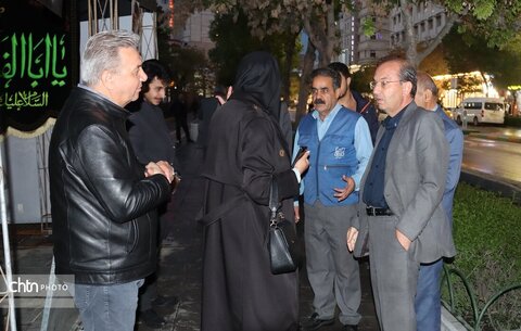 موکب هنرمندان صنایع دستی وتشکل های گردشگری در شب اربعین شهادت رهبر شهیدمان ودانش آموزان شهید مدرسه میناب