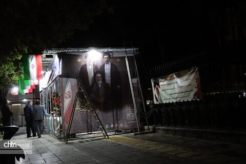 موکب هنرمندان صنایع دستی وتشکل های گردشگری در شب اربعین شهادت رهبر شهیدمان ودانش آموزان شهید مدرسه میناب