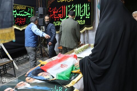 موکب هنرمندان صنایع دستی وتشکل های گردشگری در شب اربعین شهادت رهبر شهیدمان ودانش آموزان شهید مدرسه میناب