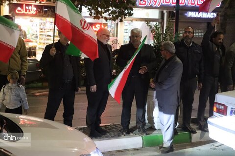 موکب هنرمندان صنایع دستی وتشکل های گردشگری در شب اربعین شهادت رهبر شهیدمان ودانش آموزان شهید مدرسه میناب