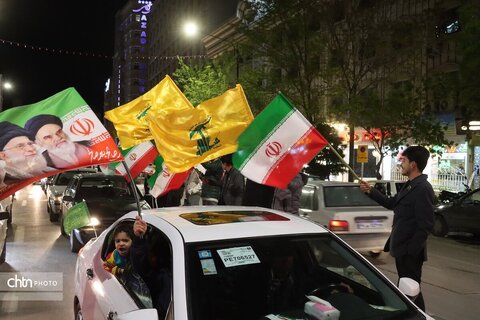 موکب هنرمندان صنایع دستی وتشکل های گردشگری در شب اربعین شهادت رهبر شهیدمان ودانش آموزان شهید مدرسه میناب