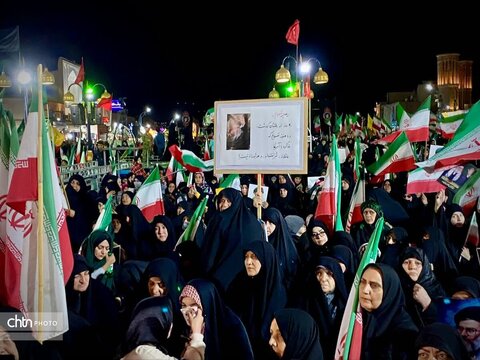 گرامیداشت اربعین رهبر انقلاب و شهدای جنگ رمضان در یزد