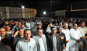 تجمع مردم بصیر و ولایتمدار بلوچ در محل اقامتگاه تاریخی قائدشهید امت در شهرستان ایرانشهر