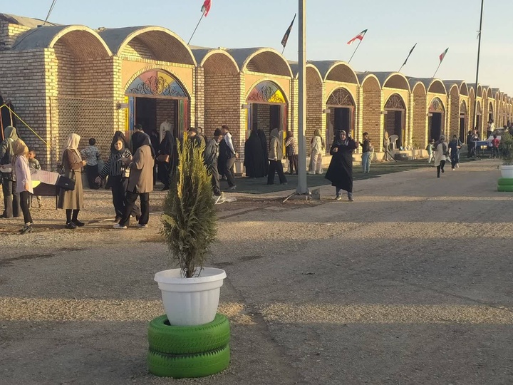 ثبت رکورد جدید فروش در بازارچه‌های صنایع‌دستی شهرستان خوسف/ درآمد ۳۱ میلیارد ریالی هنرمندان و تولیدکنندگان در تعطیلات نوروزی