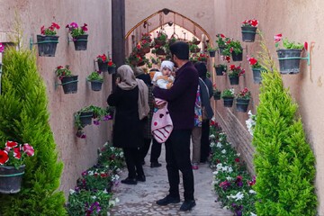 یزد؛ لنگرگاه آرامش مسافران در تلاطم بحران جنگ