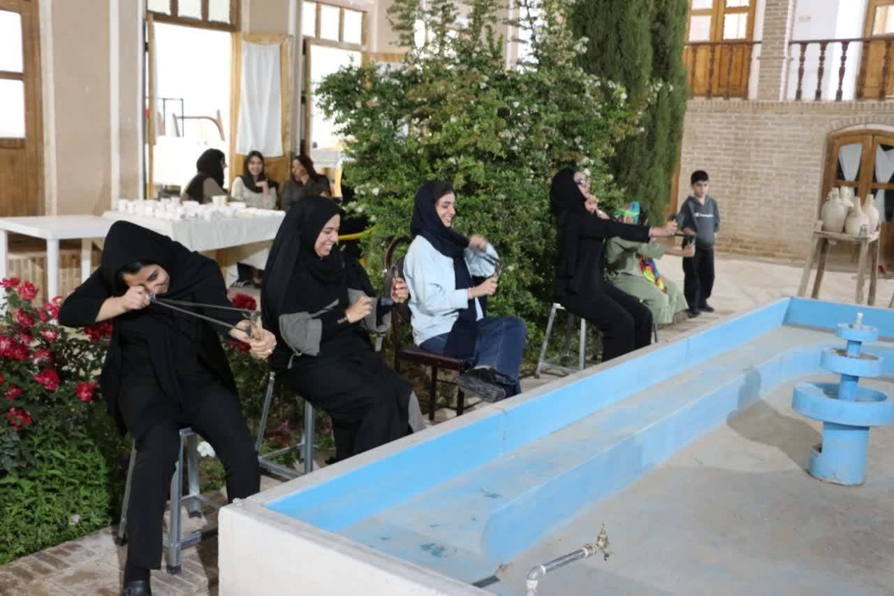 برگزاری «بازی‌های بومی‌محلی» در رویداد دورهمی نوجوانان اردکان