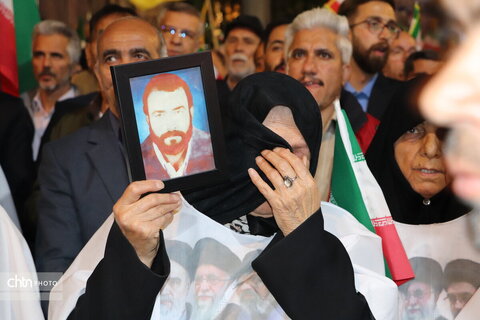 حضور گسترده مردم و همراهی جامعه میراث‌فرهنگی در اجتماع میدان شهید بجنورد