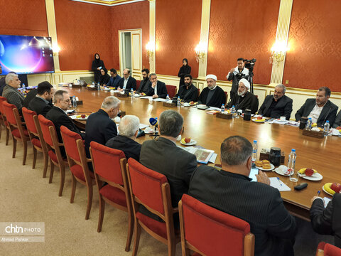 نشست مشترک صالحی‌امیری با اعضای کمیسیون فرهنگی مجلس شورای اسلامی