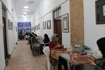 ورک‌شاپ احراز مهارت صنایع‌دستی با حضور ۶۰ هنرمند در قزوین برگزار شد