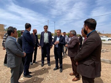 ارزیابی میدانی پروژه‌های میراثی و گردشگری شهر عقدا با حضور مدیران استانی