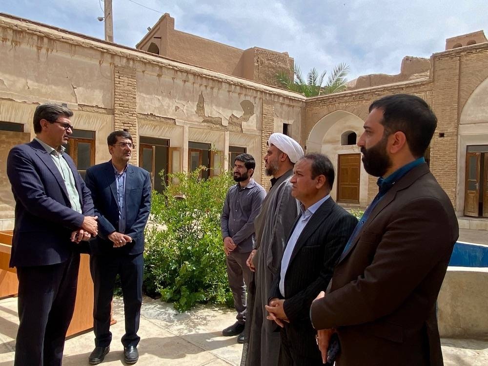 ارزیابی میدانی پروژه‌های میراثی و گردشگری شهر عقدا با حضور مدیران استانی