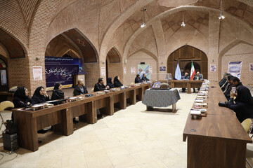 نشست میراث‌فرهنگی در سایه جنگ در اردبیل برگزار شد