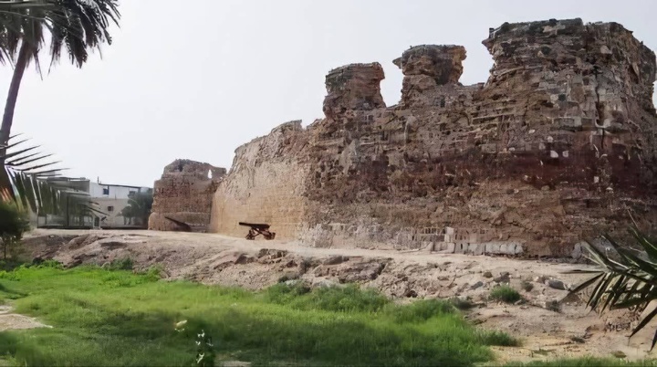 روز جهانی بناها و محوطه‌های تاریخی؛ گرامی‌داشت میراث ایران در قشم