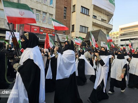 رزمایش بزرگ «دختران جان‌فدای ایران»