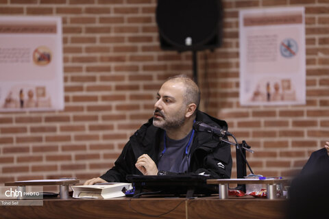 نشست میراث فرهنگی در سایه جنگ در اردبیل برگزار شد