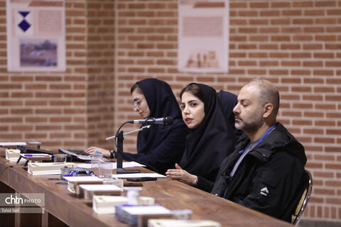 نشست میراث فرهنگی در سایه جنگ در اردبیل برگزار شد