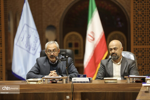نشست میراث فرهنگی در سایه جنگ در اردبیل برگزار شد