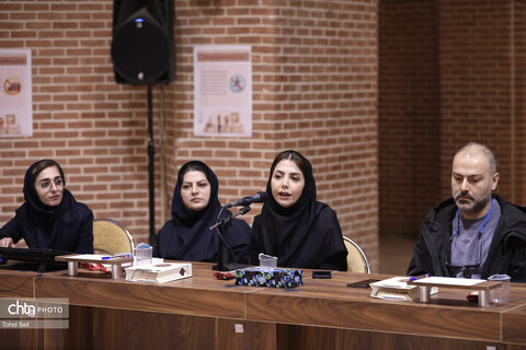 نشست میراث فرهنگی در سایه جنگ در اردبیل برگزار شد