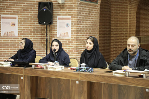 نشست میراث فرهنگی در سایه جنگ در اردبیل برگزار شد
