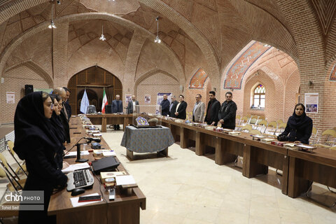 نشست میراث فرهنگی در سایه جنگ در اردبیل برگزار شد