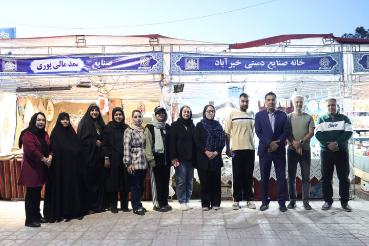 نمایشگاه صنایع دستی بهاری، تاج هنر در سمنان