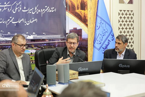 استاندار: اصفهان، روایت زنده‌ همزیستی فرهنگ‌ها، ادیان، هنر و ایمان در بستر تاریخ/ لزوم نگاه ویژه به میراث جنگ تحمیلی رمضان در اصفهان