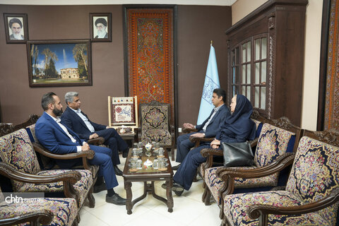 توسعه شهری با محوریت گردشگری و صیانت میراث‌فرهنگی درکرمان