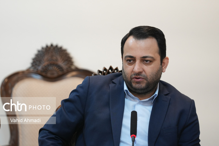 نشست مدیران بانک ها با وزیر میراث فرهنگی گردشگری و صنایع دستی