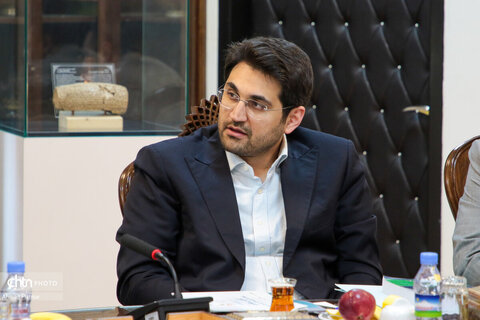 نشست مشترک وزرای میراث فرهنگی و اقتصاد