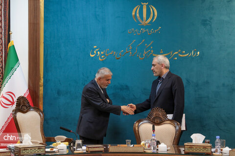 نشست مشترک وزرای میراث فرهنگی و اقتصاد