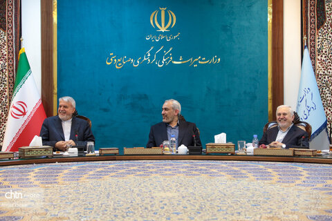 نشست مشترک وزرای میراث فرهنگی و اقتصاد