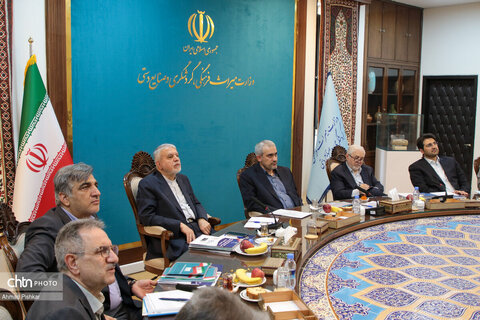 نشست مشترک وزرای میراث فرهنگی و اقتصاد