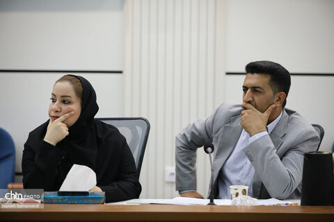 نشست مدیرکل با فعالان و انجمن‌های مردم‌ نهاد میراث‌فرهنگی‌، گردشگری و صنایع‌دستی خوزستان