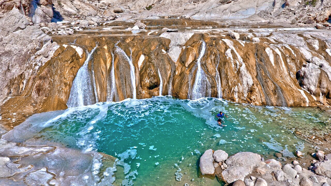 چشمه‌های آبگرم هرمزگان؛ گنجینه‌ای طبیعی برای گردشگری و درمان