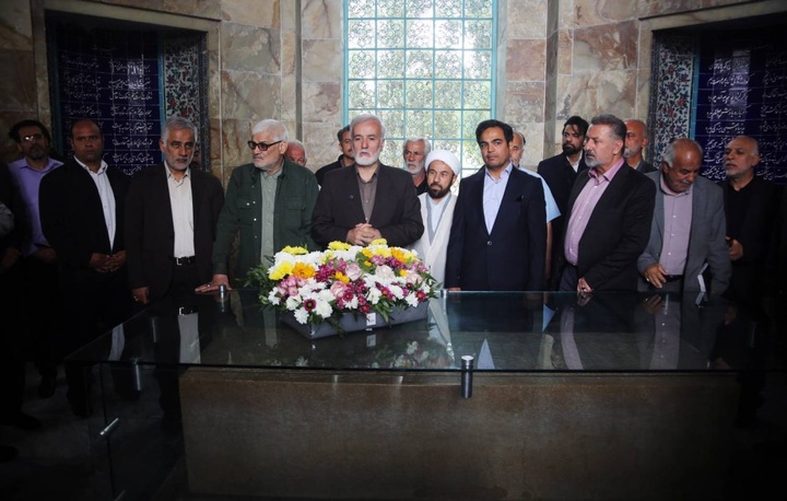 سعدی؛ آموزگارِ فروتنی و هویت‌بخشِ جهانِ پارسی