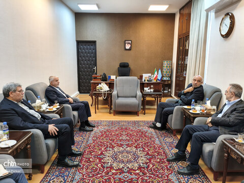 نشست مشترک وزرای میراث فرهنگی و کار