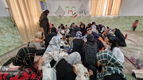 دوره آموزش صنایع‌دستی بانوان روستای شفیع‌آباد شهداد برگزار شد