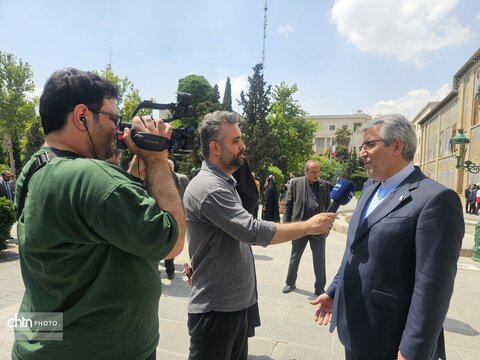 بازدید سفرا از بناهای بی دفاع