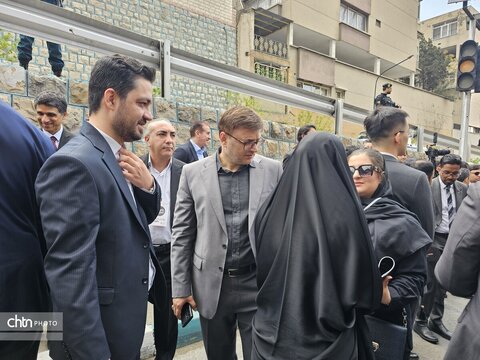 بازدید سفرا از بناهای بی دفاع