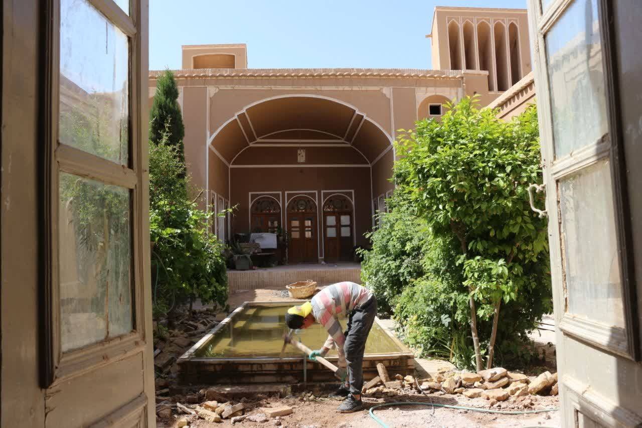 پیشرفت ۵۰ درصدی عملیات مرمت موزه مفاخر اردکان